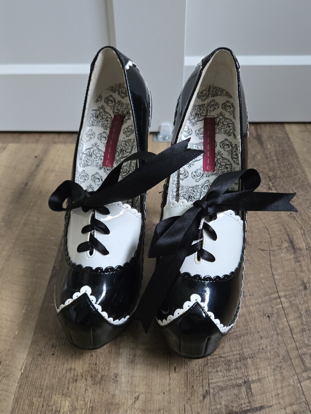 Bordello Teeze-01 Black And White High Heel Platform Pumps Shoes - Picture 2 of 16